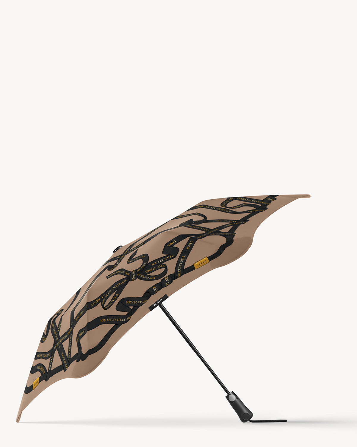 Saben x Blunt Umbrella Tea Ribbon Print