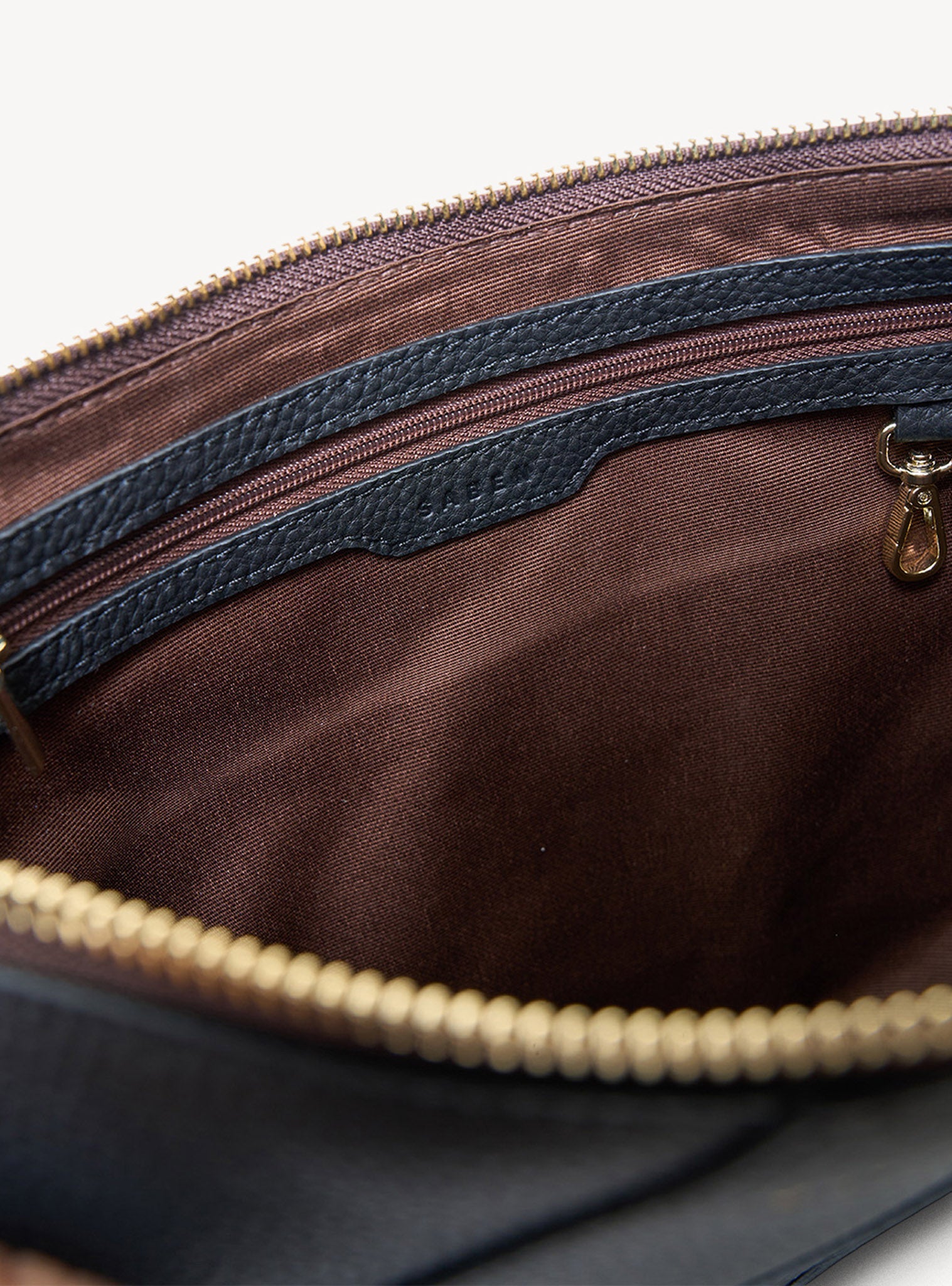 Gani Shoulder Bag
