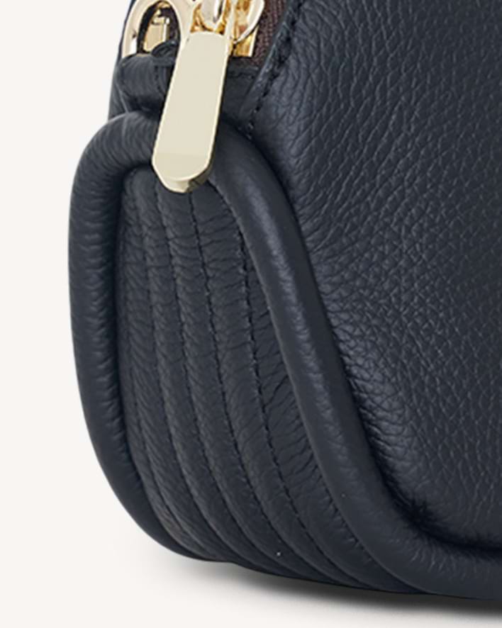 Oversized Piping Detail