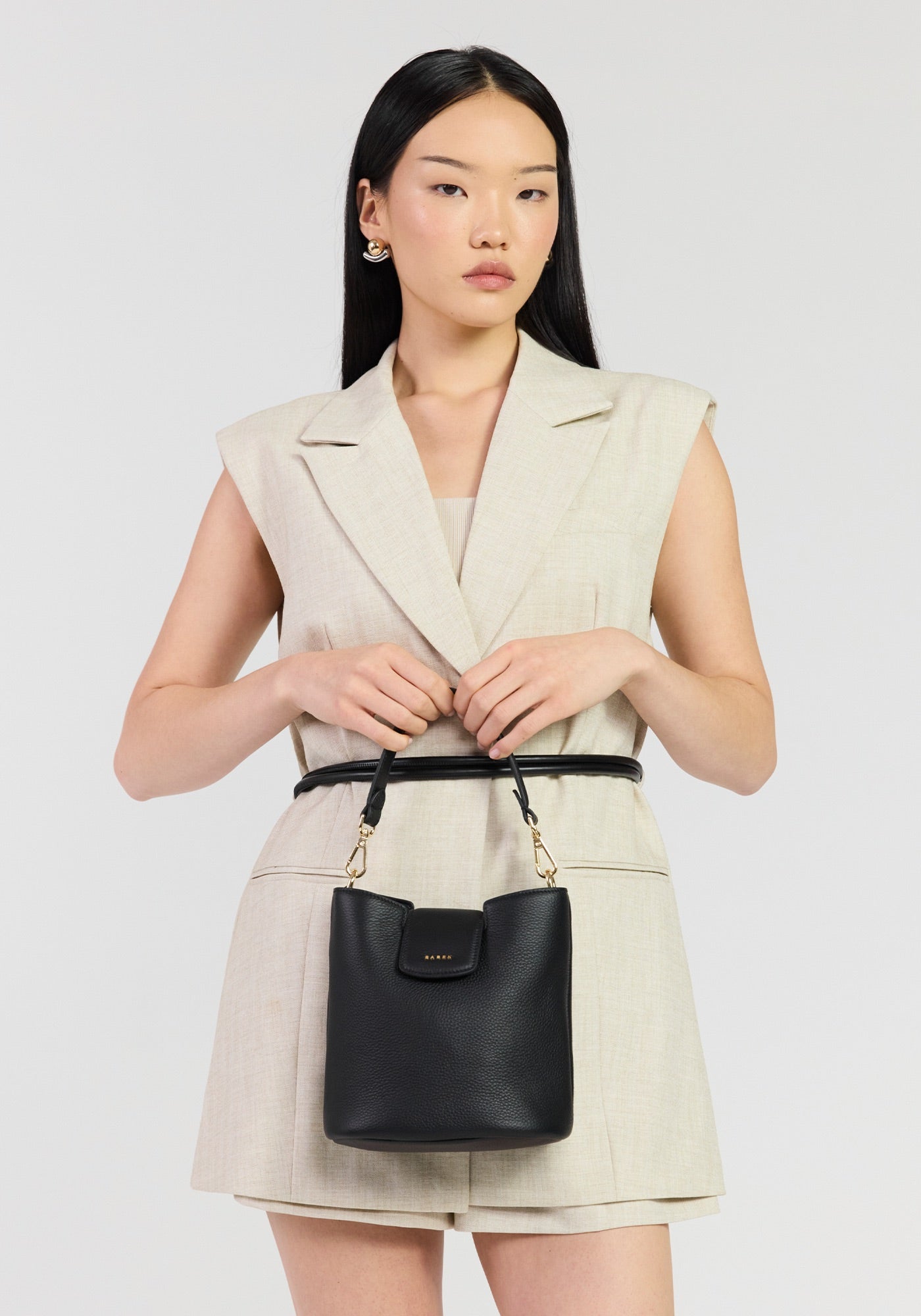 Leo Crossbody