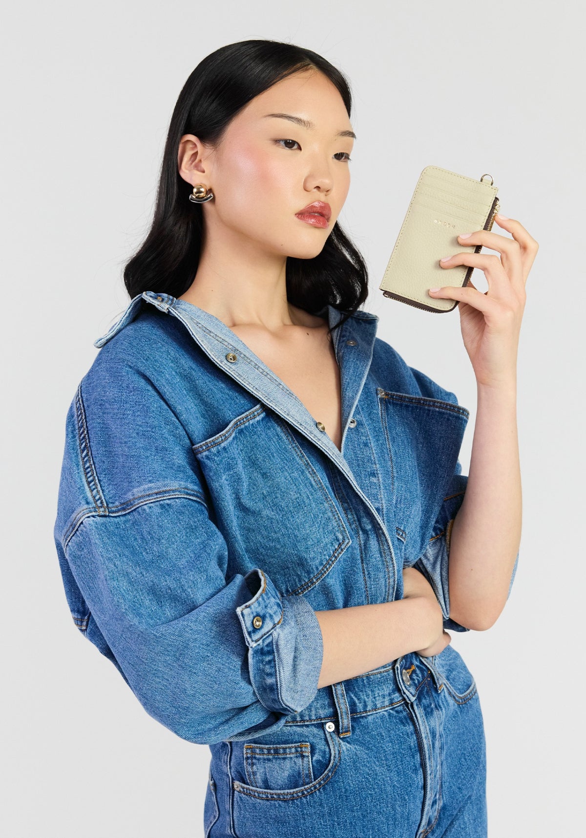 Winona Card Holder