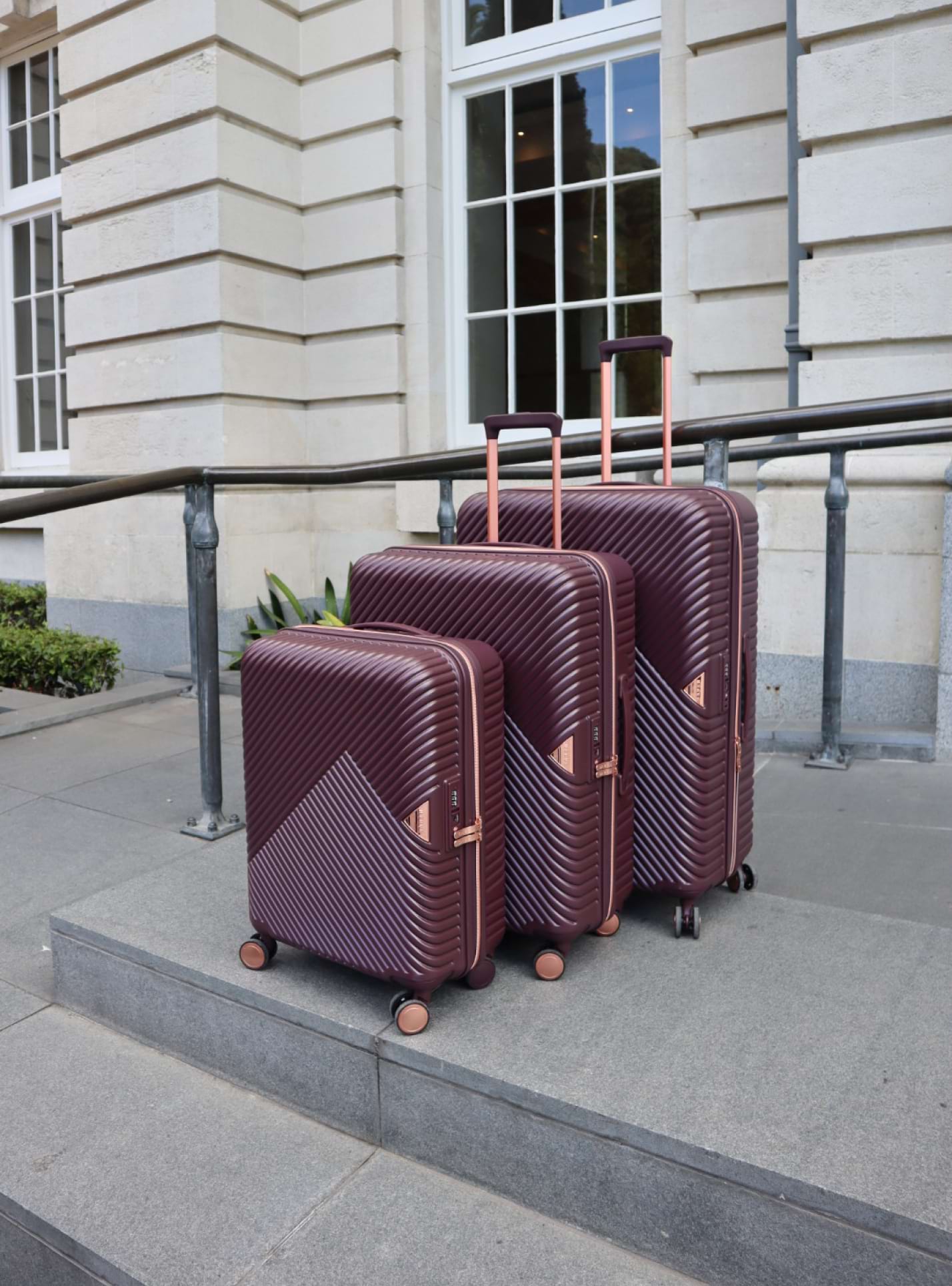 Suitcase Large