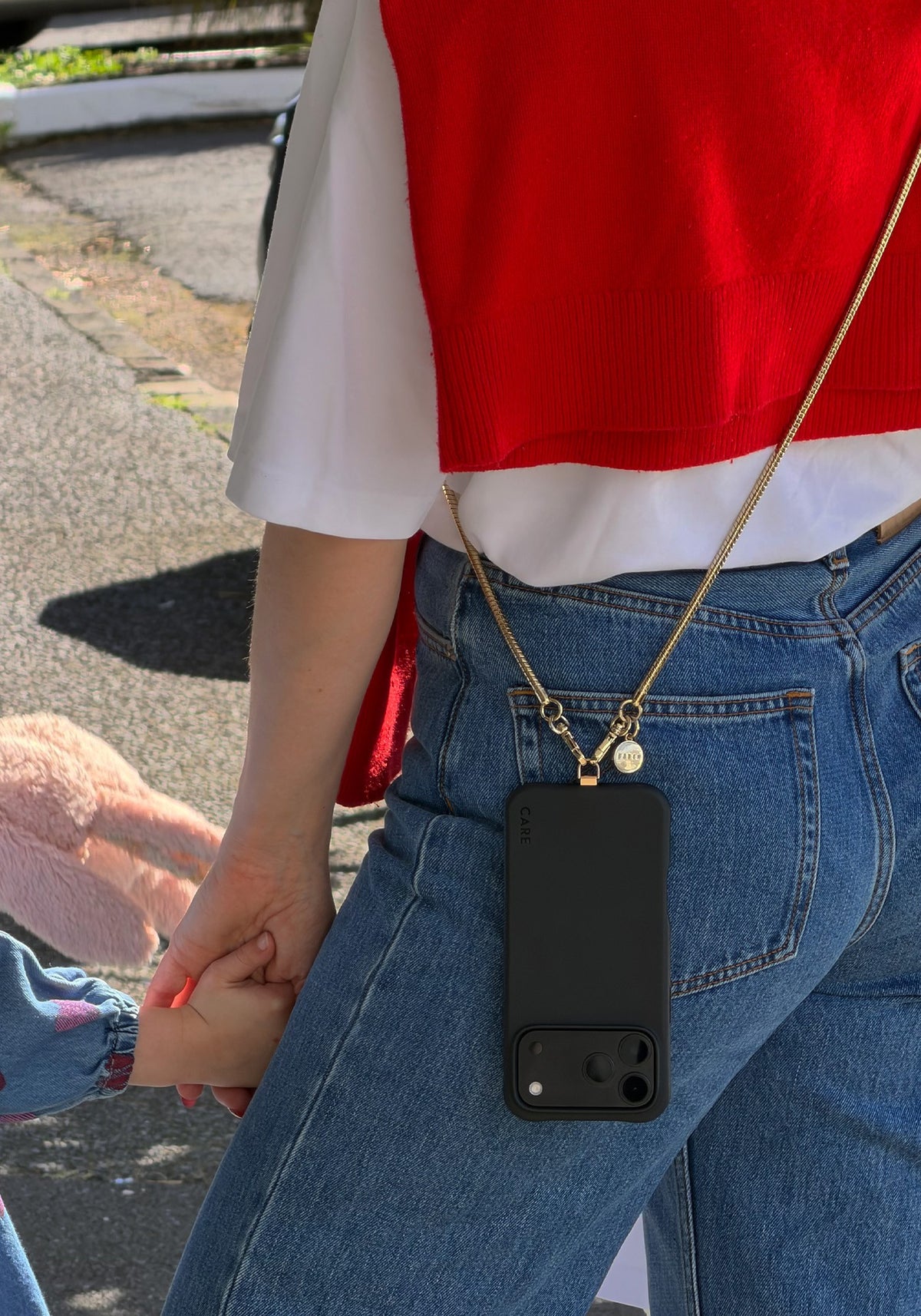 Feature Chain Strap