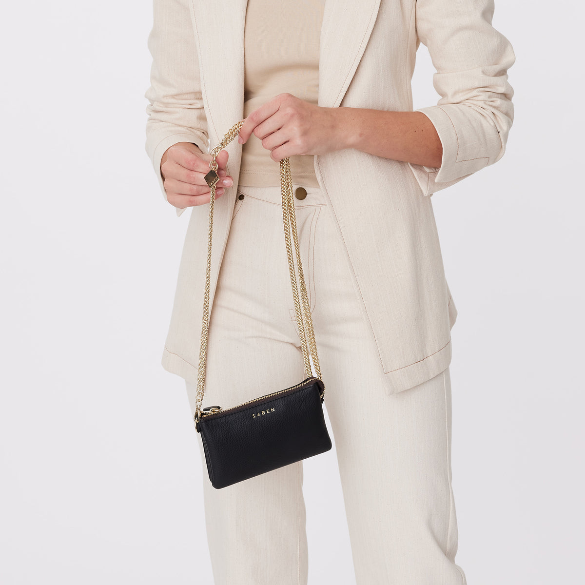Bags with gold chain straps clearance